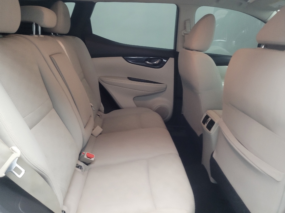 2018 Nissan Rogue Sport SV - Photo 15