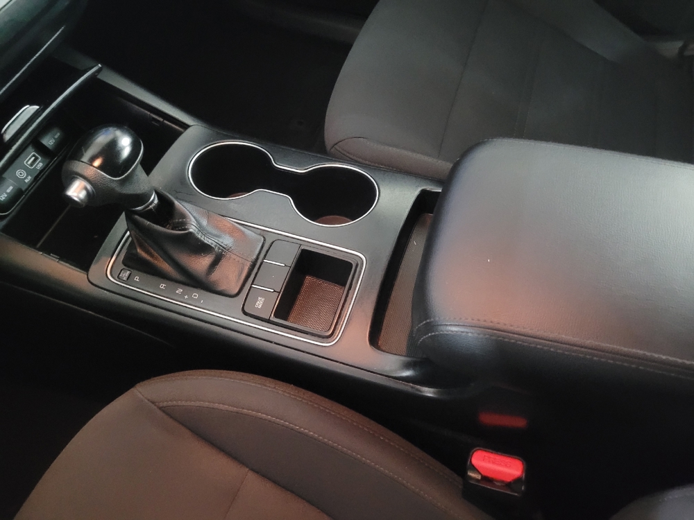 2018 Kia Sorento L - Photo 20