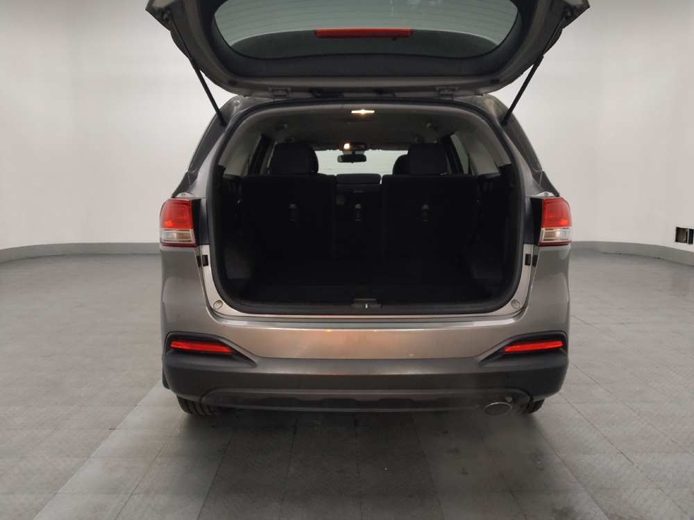 2018 Kia Sorento L - Photo 22