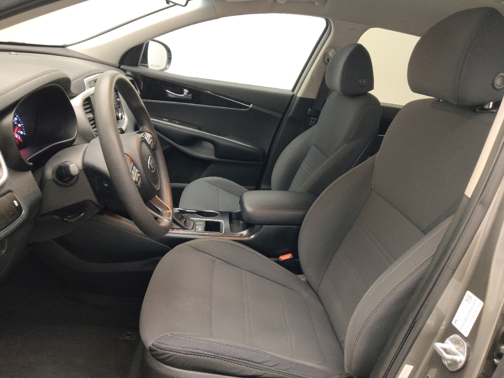 2018 Kia Sorento L - Photo 13