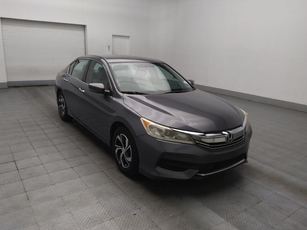 2017 Honda Accord LX - Photo 10