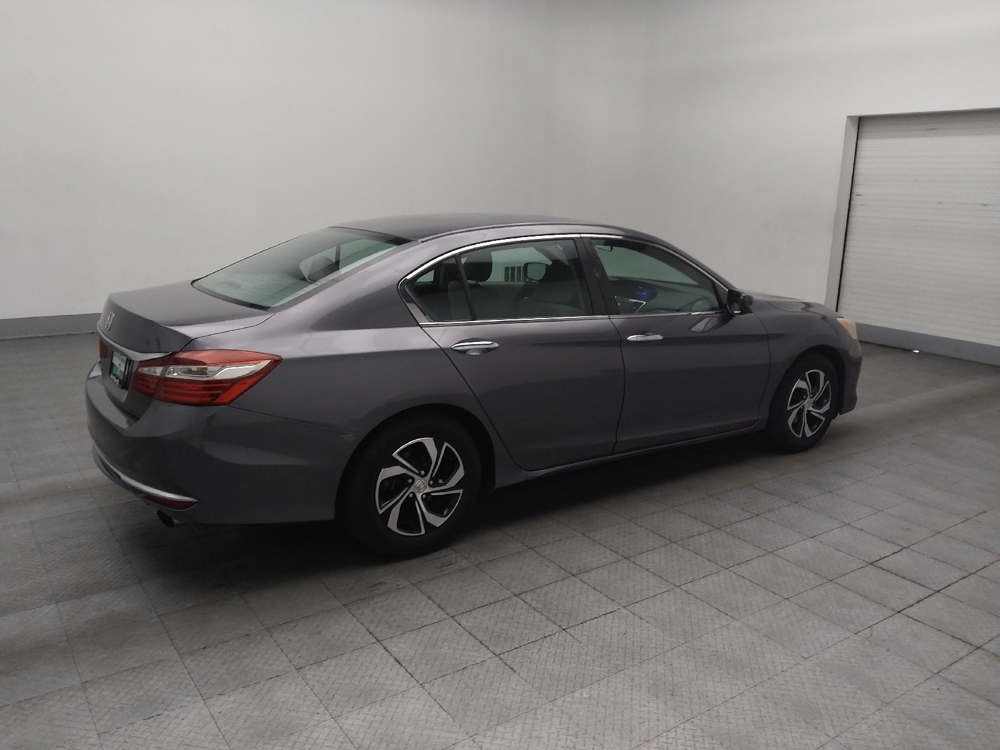 2017 Honda Accord LX - Photo 8