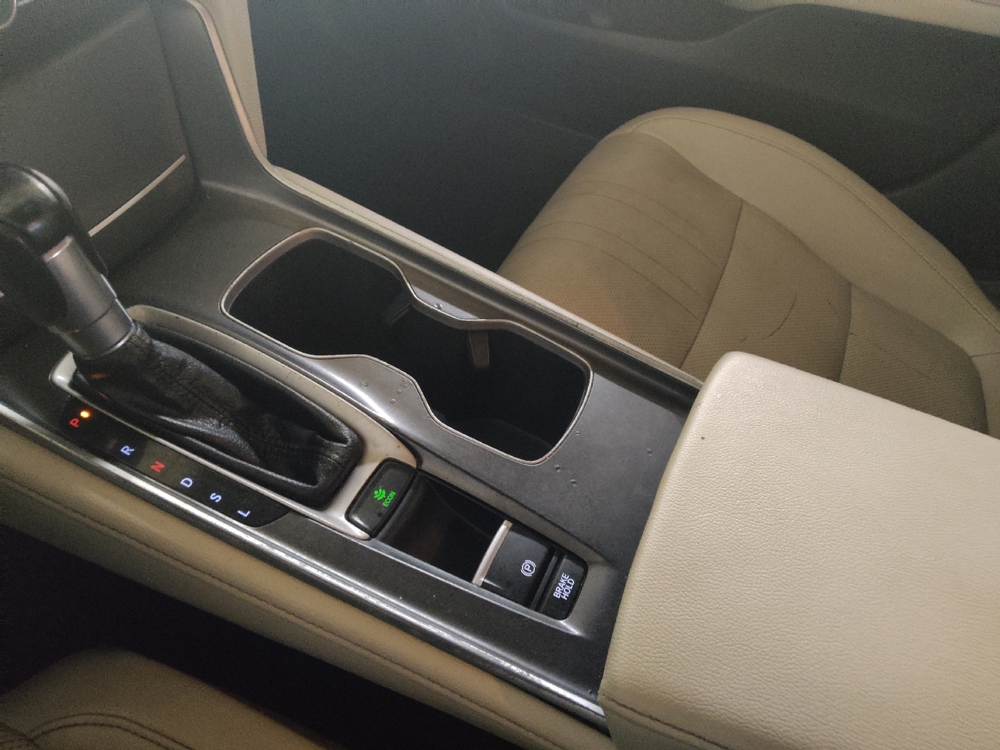 2018 Honda Accord EX-L - Photo 20