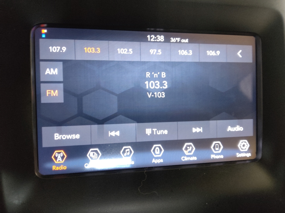 2021 Jeep Cherokee Latitude - Photo 19