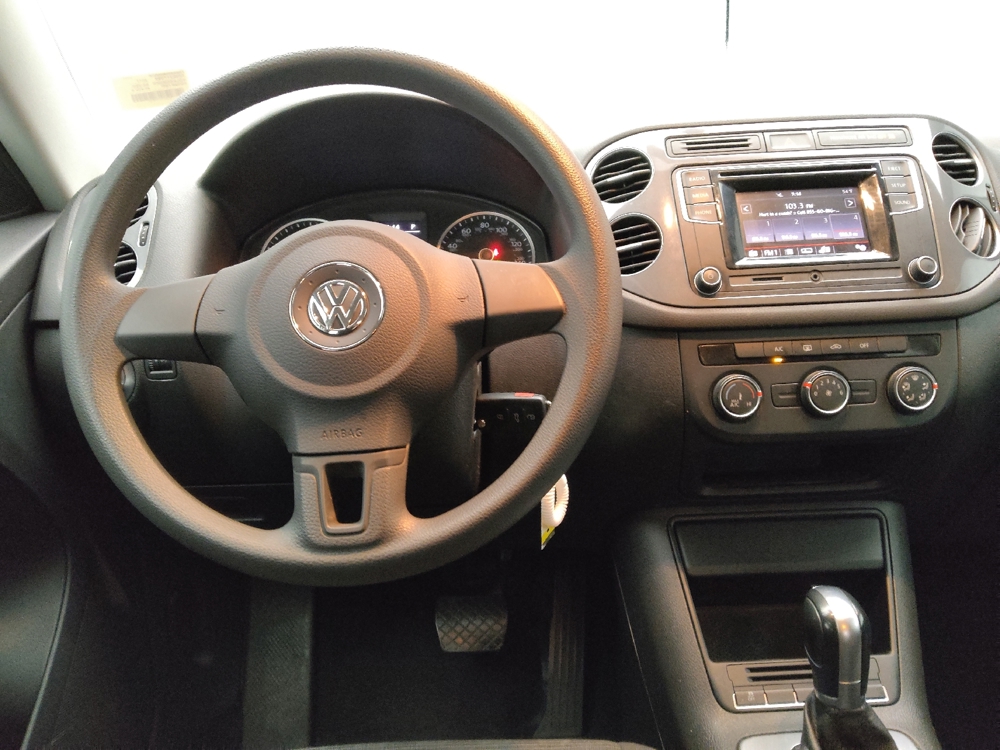 2017 Volkswagen Tiguan Limited Base - Photo 17