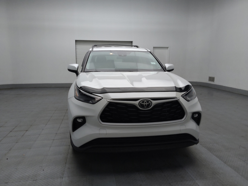 2022 Toyota Highlander LE - Photo 11