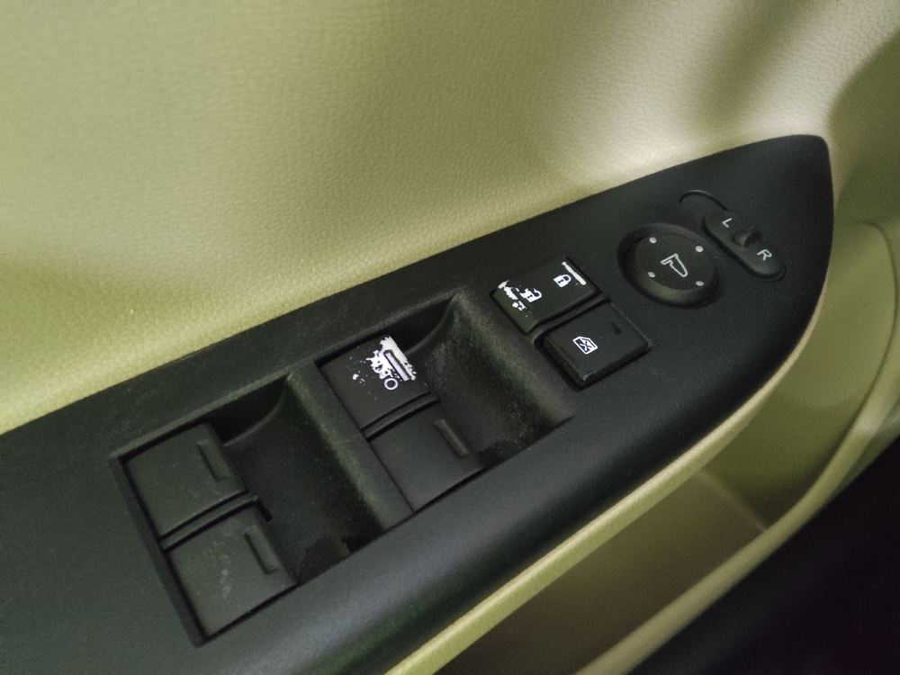 2017 Honda Accord LX - Photo 21