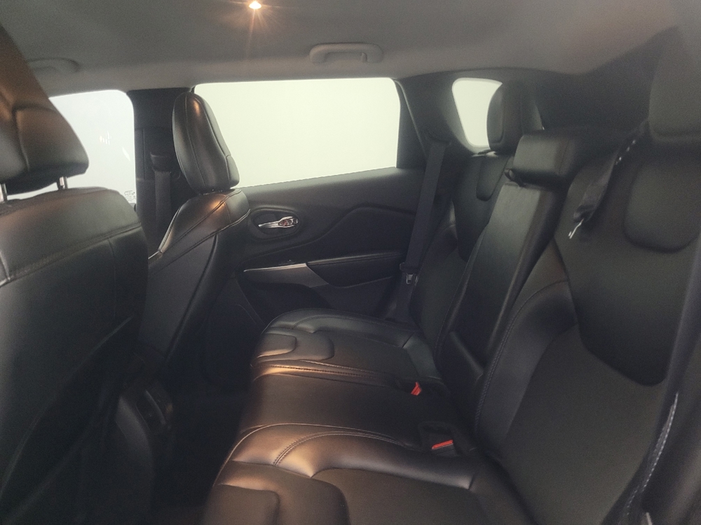 2021 Jeep Cherokee Latitude Plus - Photo 14