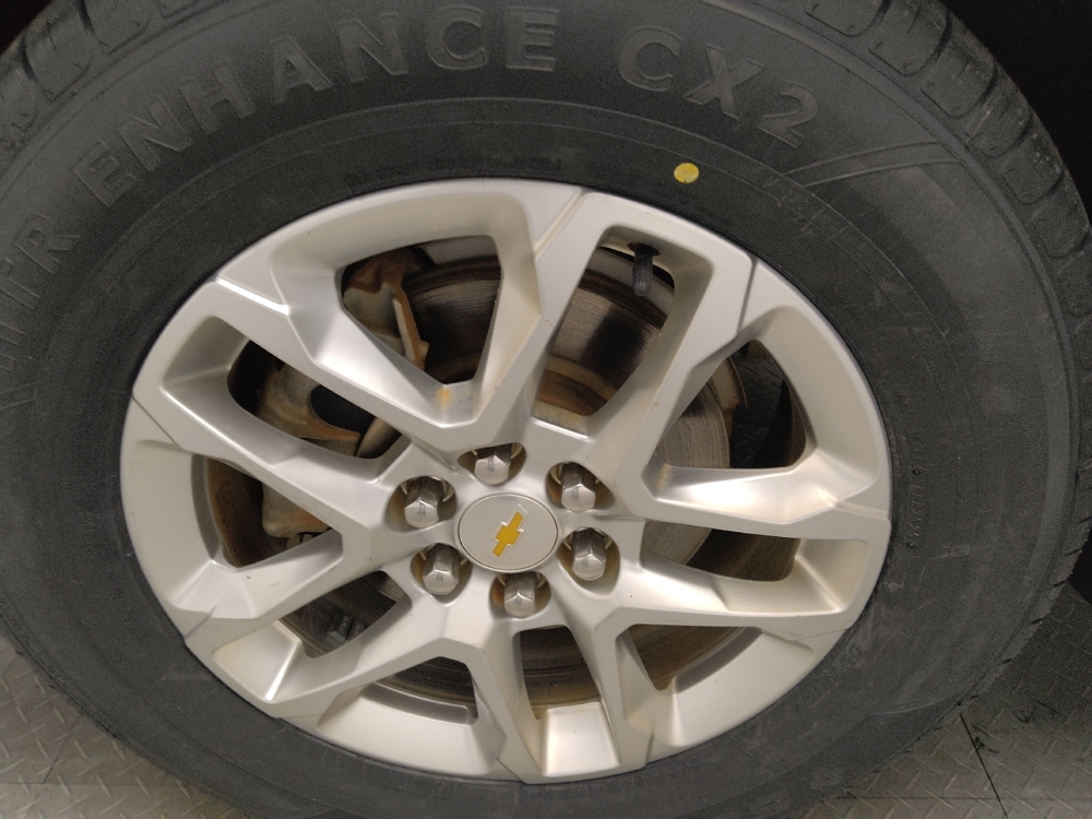 2023 Chevrolet Traverse LS - Photo 24