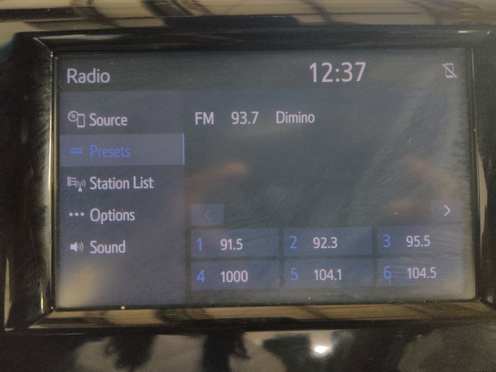2018 Toyota Camry SE - Photo 19
