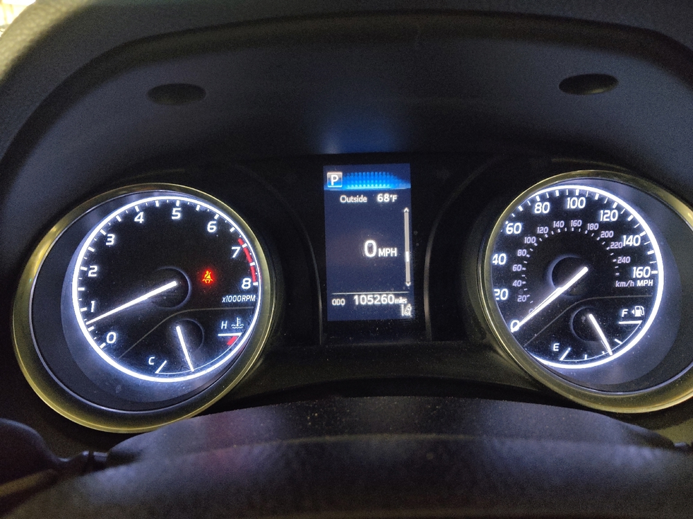 2018 Toyota Camry SE - Photo 18