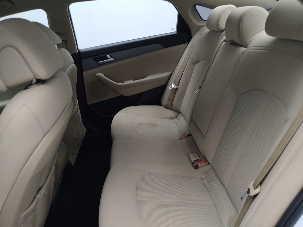 2017 Hyundai Sonata SE - Photo 14