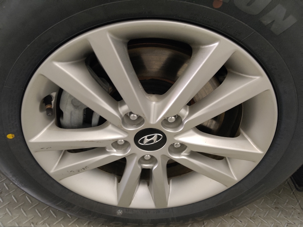 2017 Hyundai Sonata SE - Photo 24