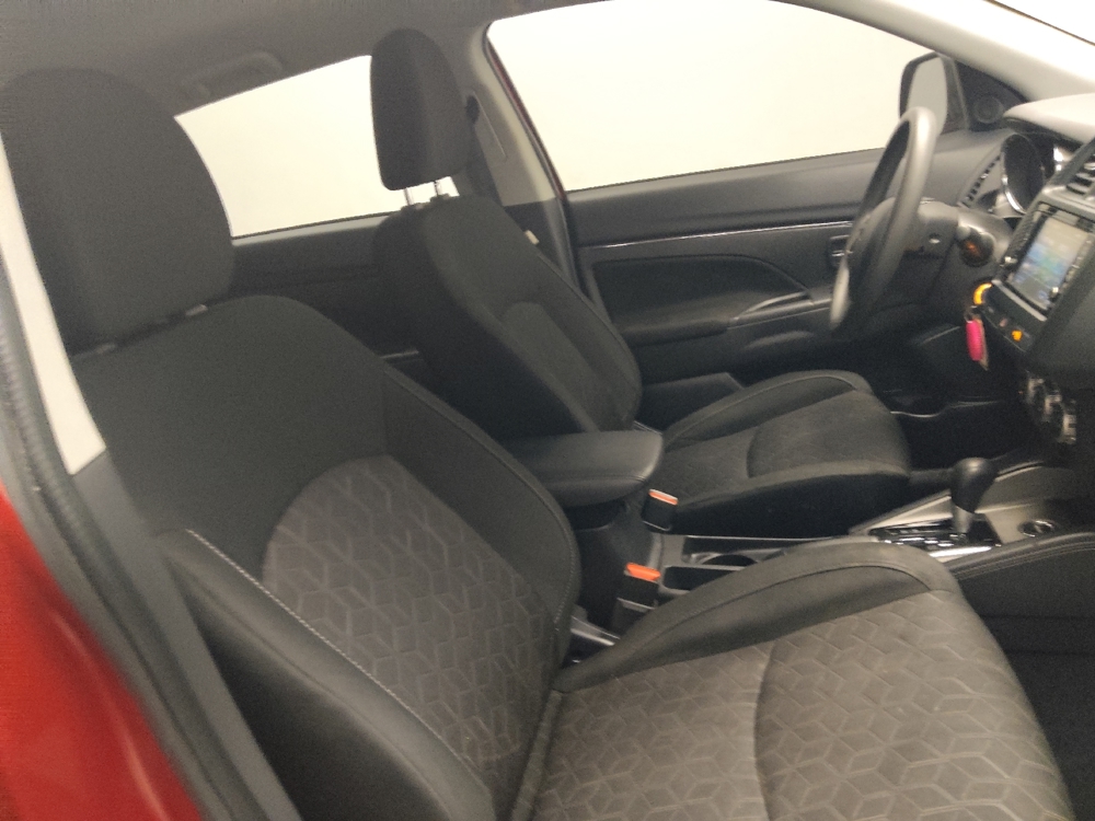 2025 Mitsubishi Outlander Sport ES - Photo 16