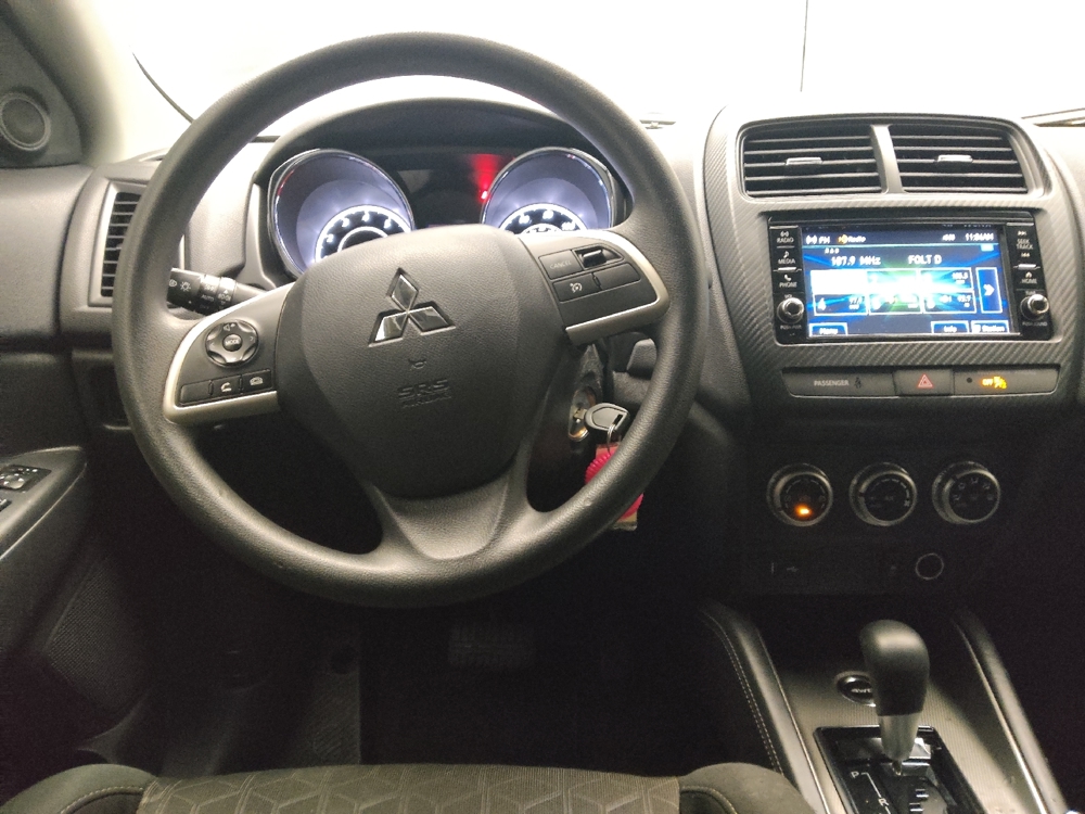 2025 Mitsubishi Outlander Sport ES - Photo 17