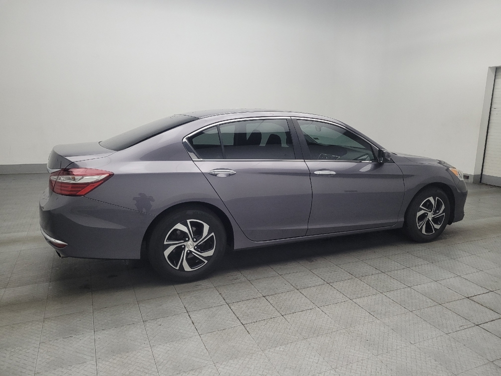 2017 Honda Accord LX - Photo 8