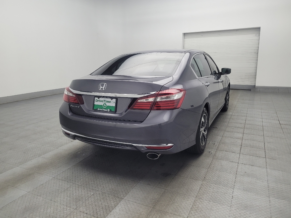 2017 Honda Accord LX - Photo 7