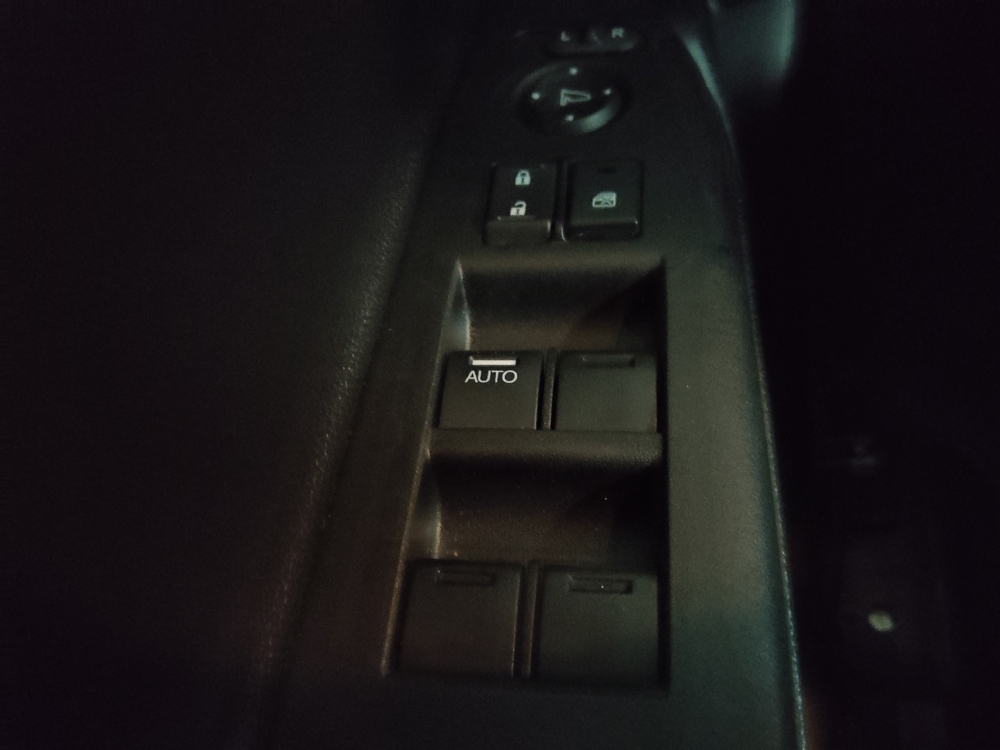 2017 Honda Accord LX - Photo 21