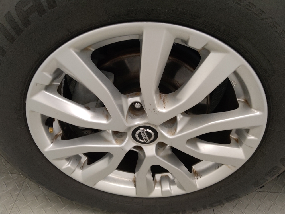 2020 Nissan Rogue SV - Photo 24