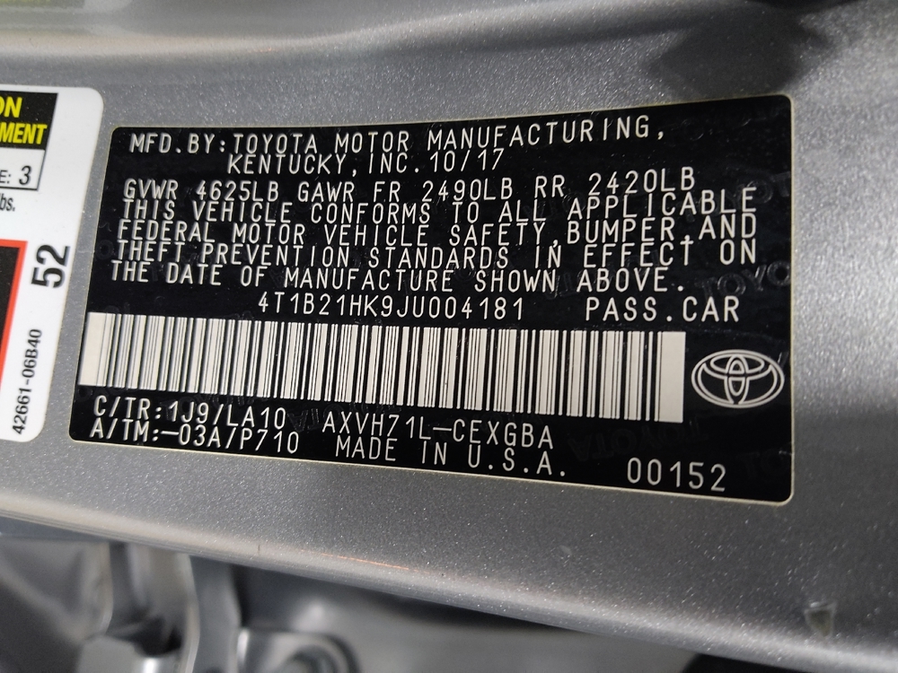 2018 Toyota Camry XLE Hybrid - Photo 26