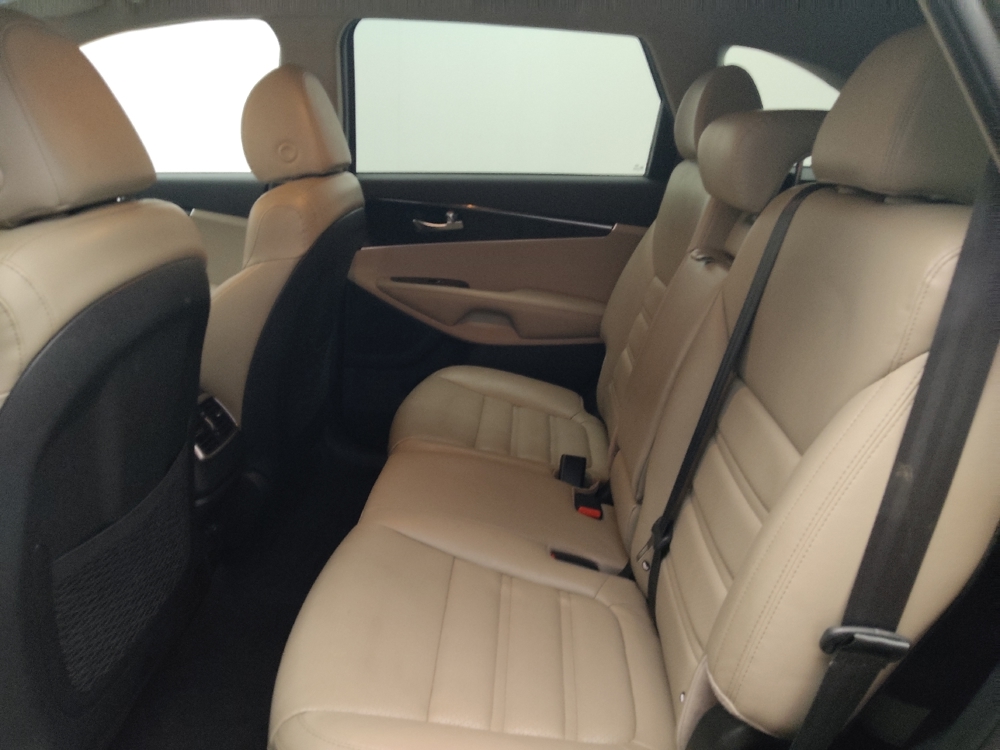 2019 Kia Sorento EX - Photo 14