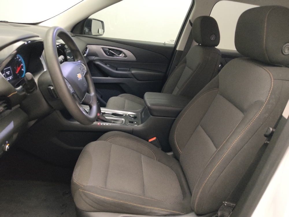 2019 Chevrolet Traverse LS - Photo 13