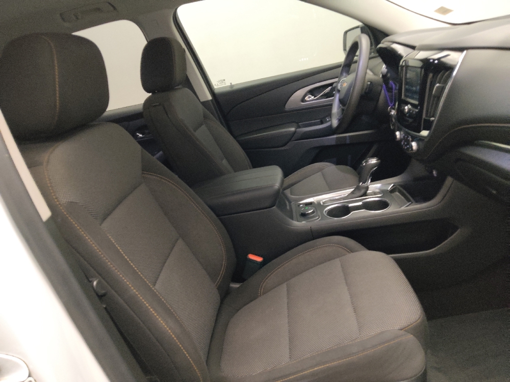 2019 Chevrolet Traverse LS - Photo 16