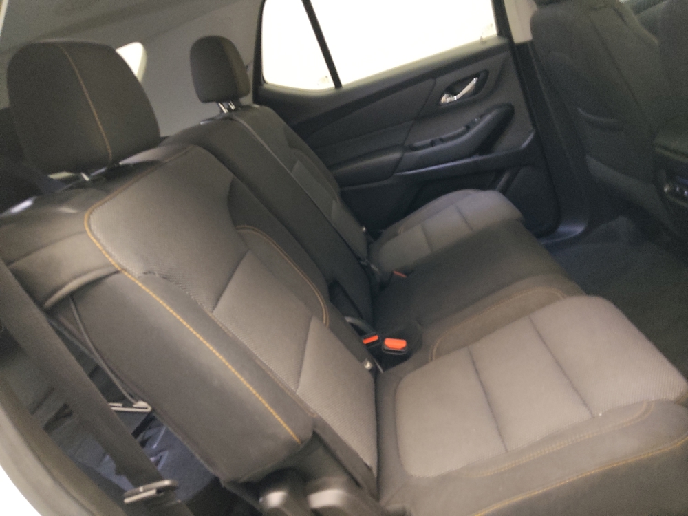2019 Chevrolet Traverse LS - Photo 15