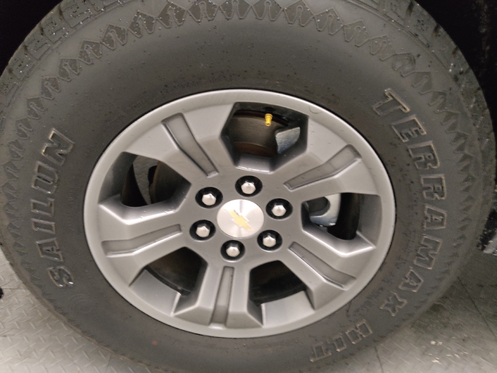 2018 Chevrolet Tahoe LS - Photo 24