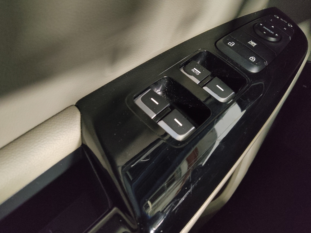 2020 Kia Sportage EX - Photo 21