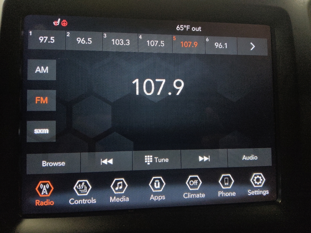 2022 Jeep Cherokee Latitude Lux - Photo 19