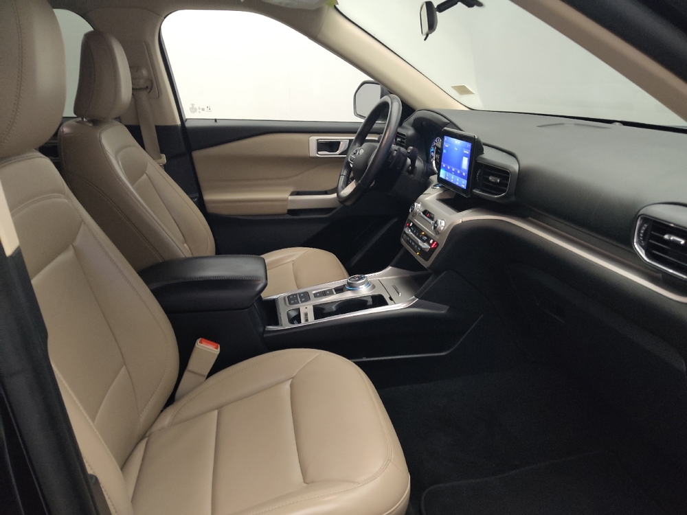 2021 Ford Explorer XLT - Photo 16