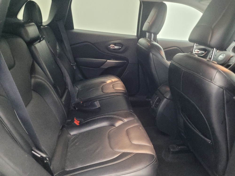 2022 Jeep Cherokee Latitude Lux - Photo 15
