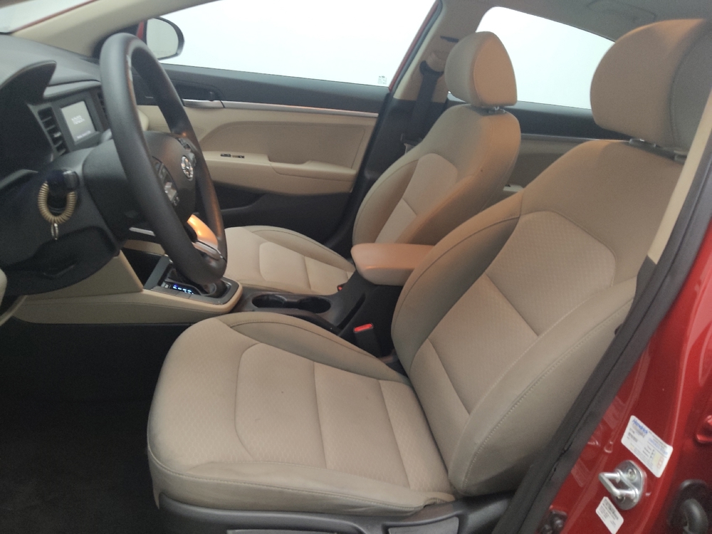 2020 Hyundai Elantra SE - Photo 13