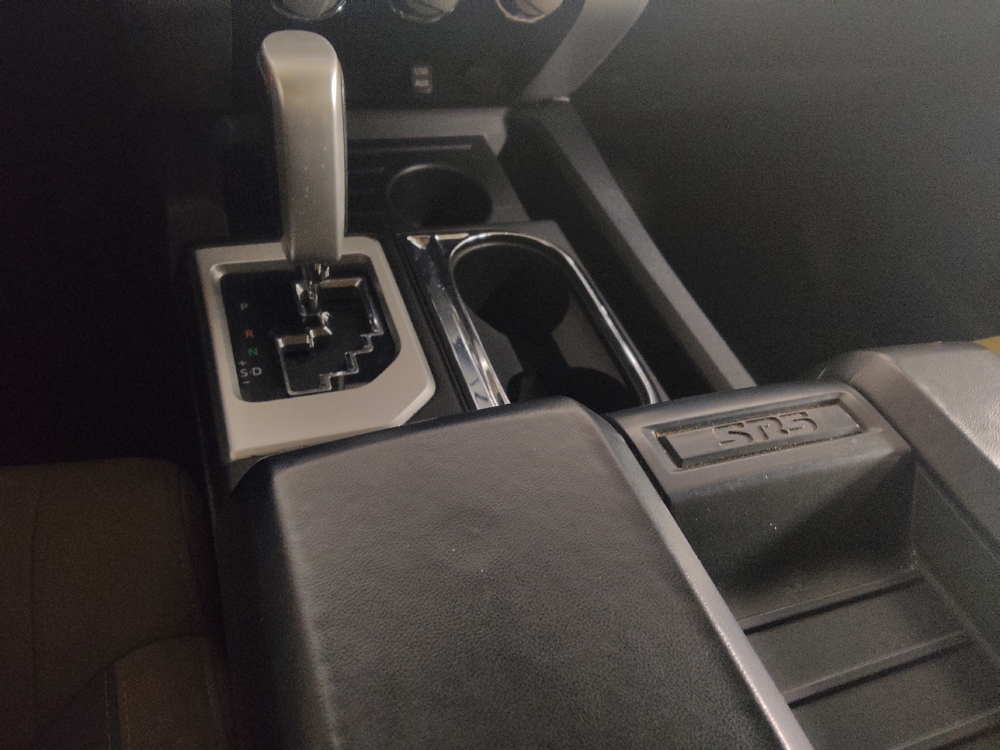 2015 Toyota Tundra SR5 - Photo 20