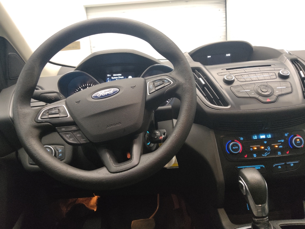 2018 Ford Escape SE - Photo 17