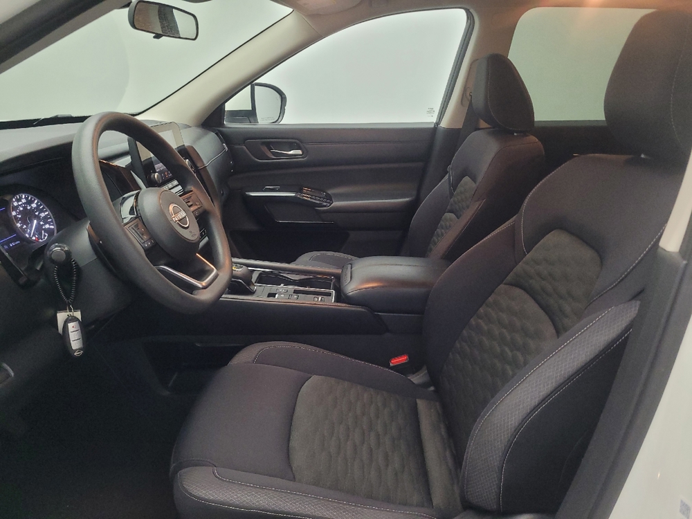 2022 Nissan Pathfinder S - Photo 13