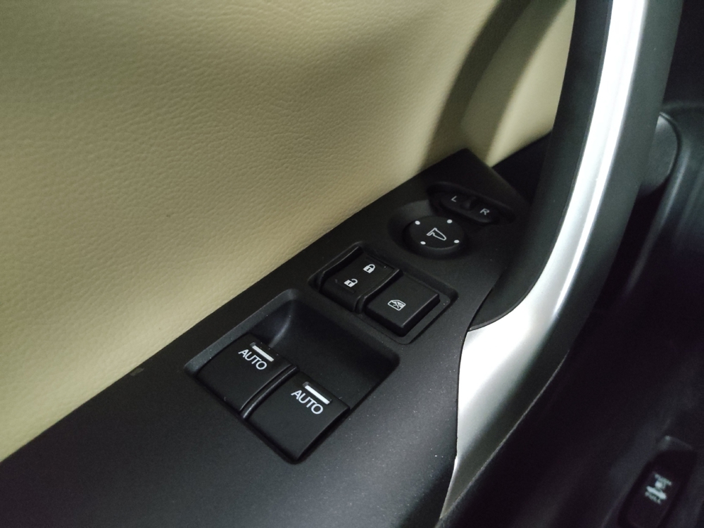 2015 Honda Accord EX-L - Photo 21