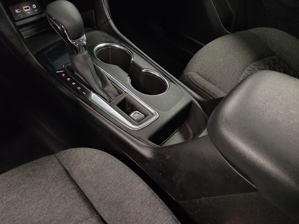 2022 Chevrolet Equinox LT - Photo 20