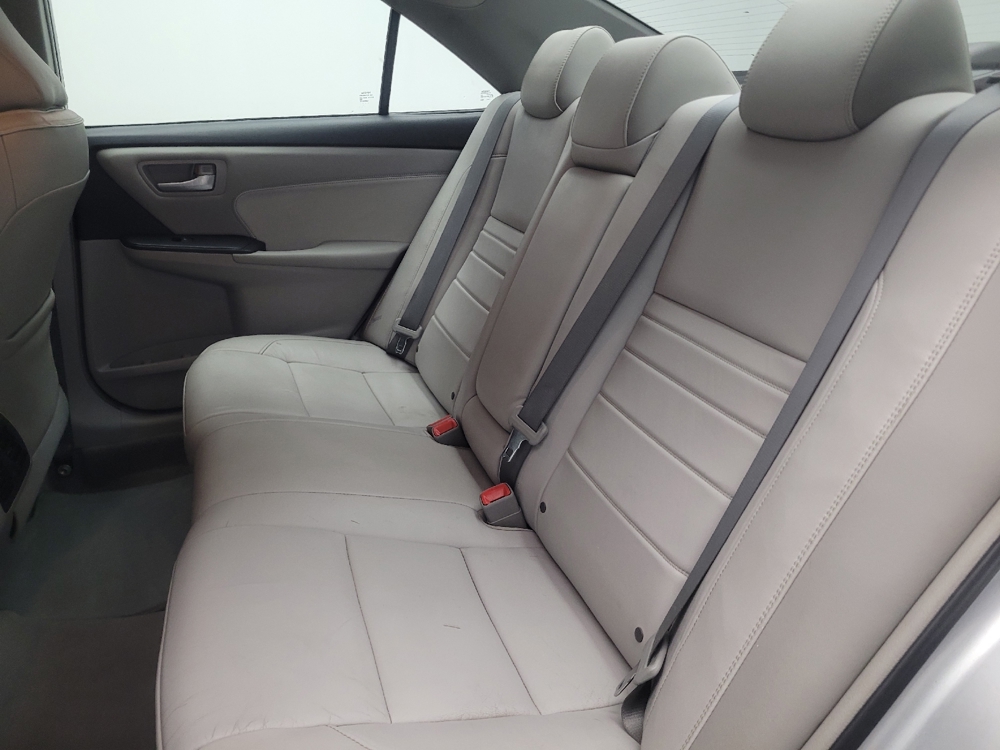 2017 Toyota Camry XLE - Photo 14