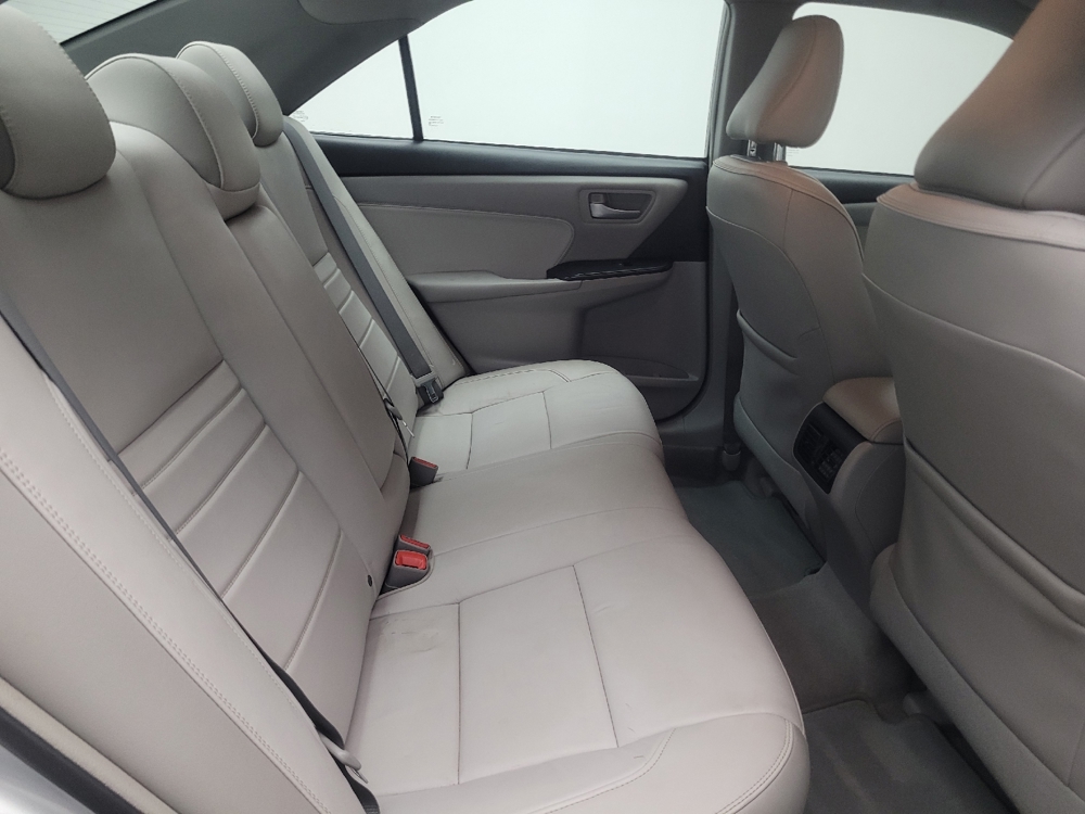 2017 Toyota Camry XLE - Photo 15