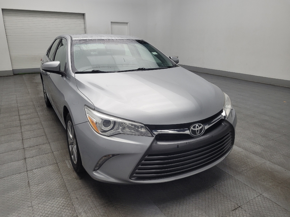 2017 Toyota Camry XLE - Photo 10