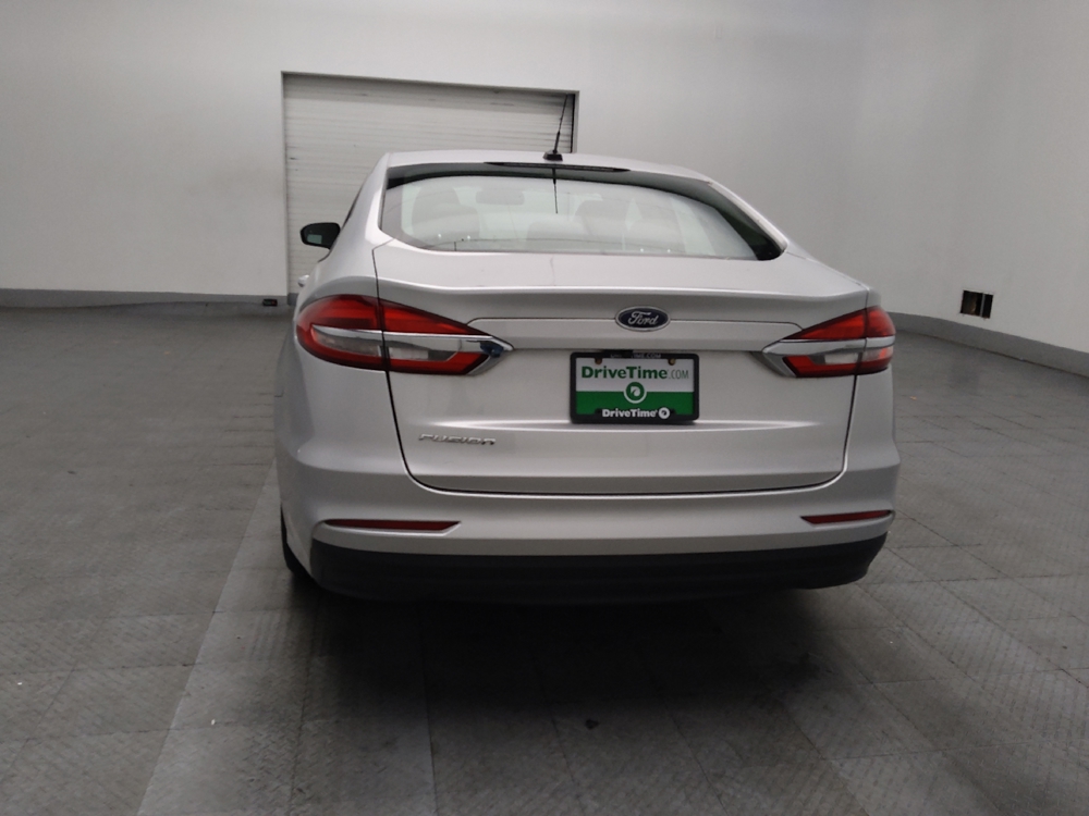 2019 Ford Fusion S - Photo 5