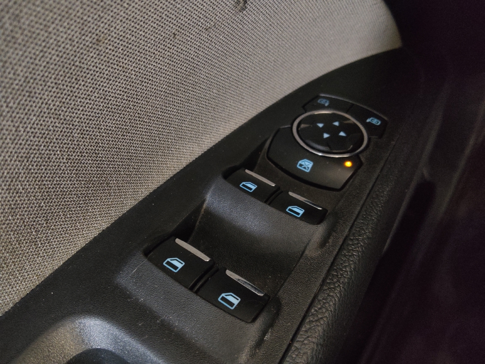 2019 Ford Fusion S - Photo 21