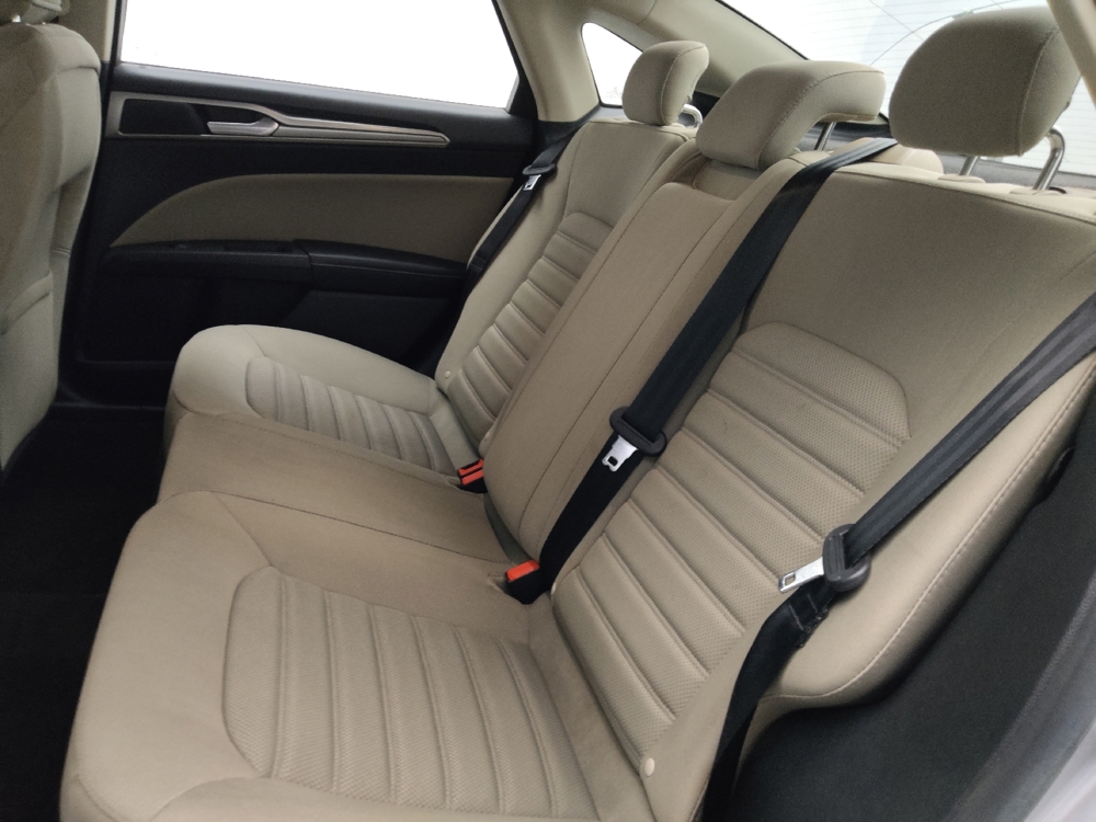 2019 Ford Fusion S - Photo 14