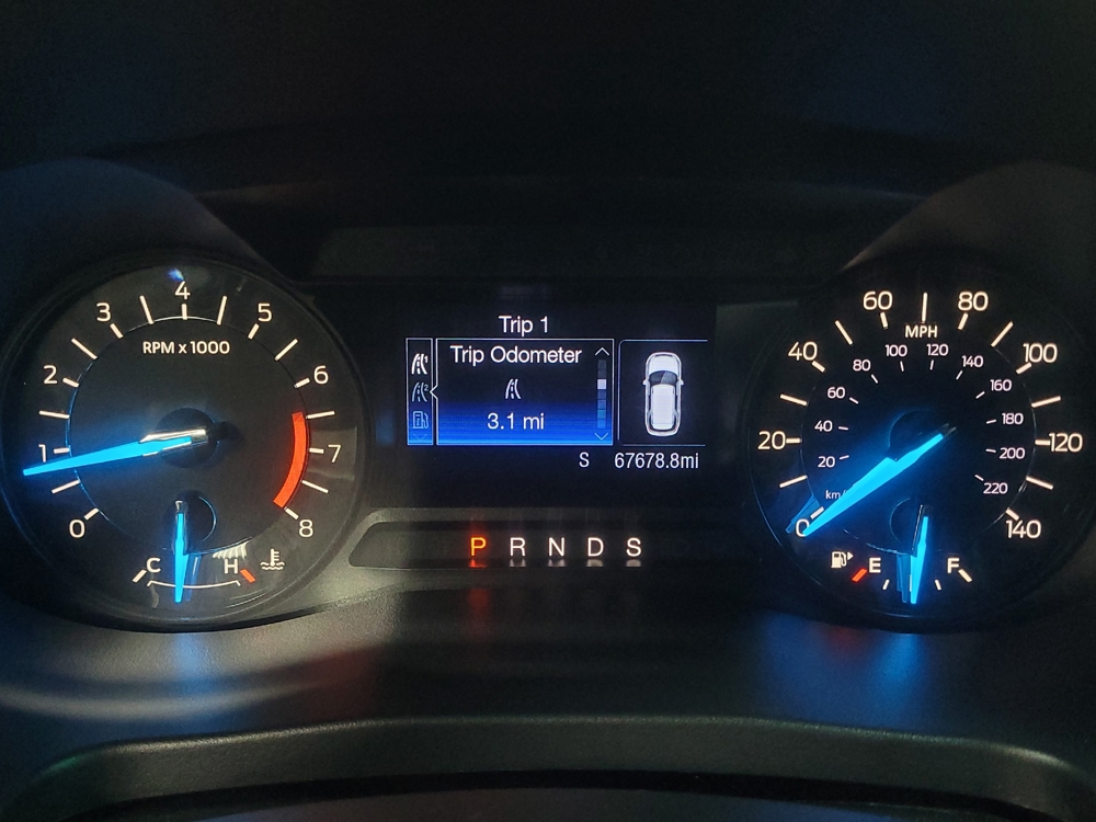 2017 Ford Explorer XLT - Photo 18