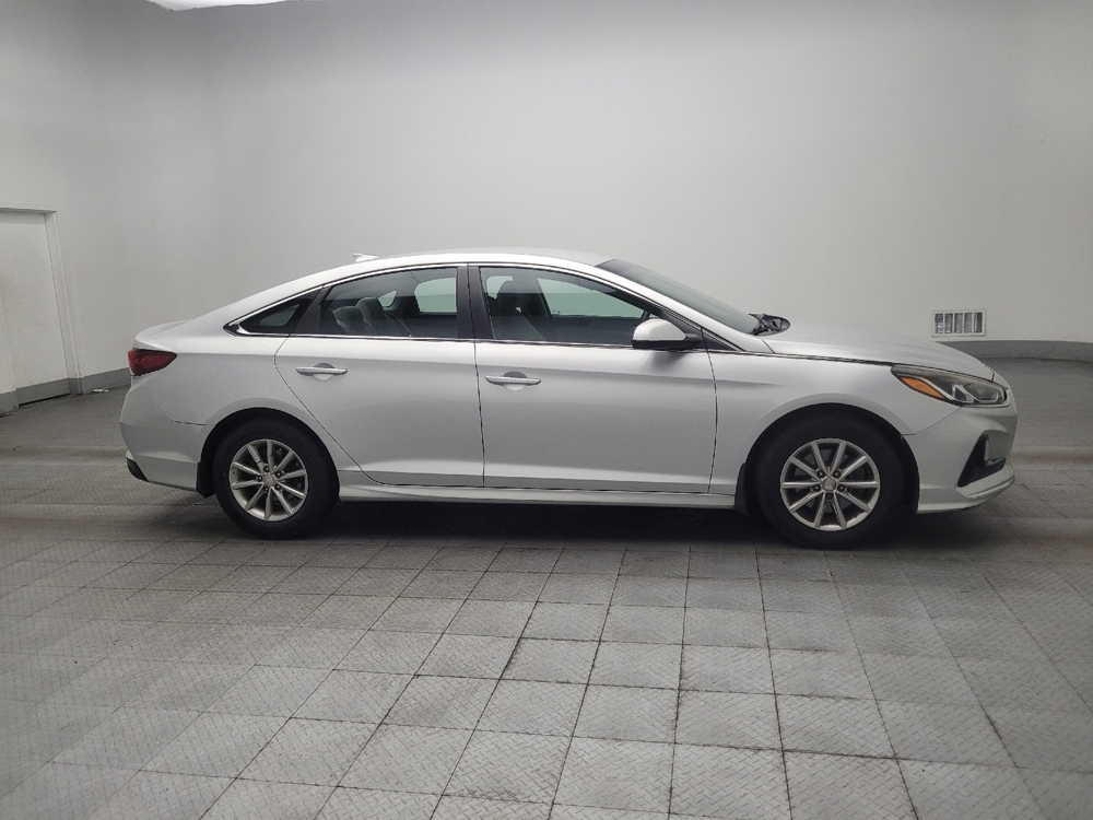 2018 Hyundai Sonata SE - Photo 9