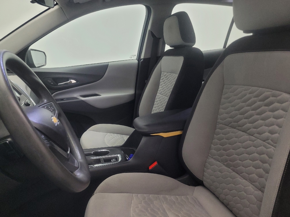 2018 Chevrolet Equinox LS - Photo 13