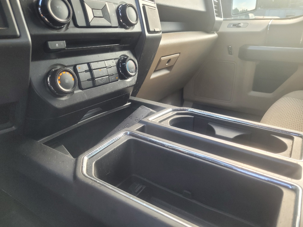 2017 Ford F-150 XLT - Photo 20