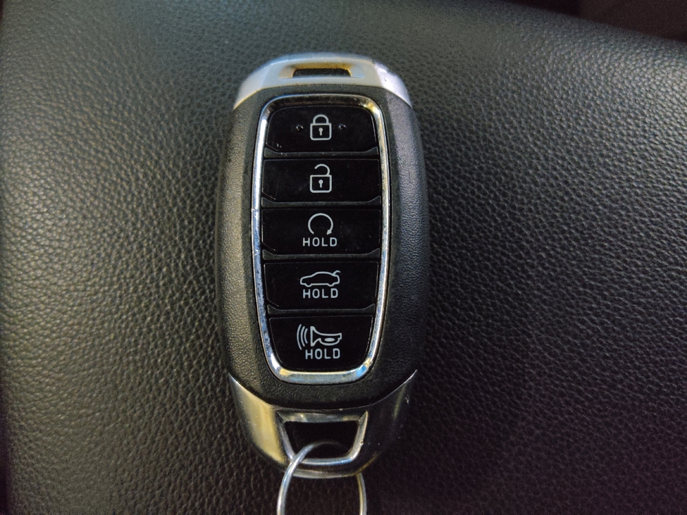 2021 Hyundai Elantra SEL - Photo 25